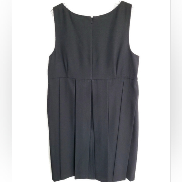 Cabi Elegant Black Sleeveless Dress - Picture 2 of 10